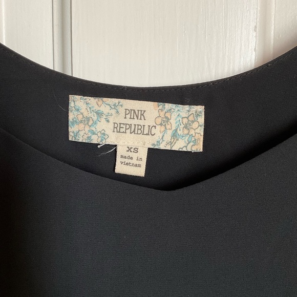 Pink Republic tank top - Picture 2 of 6